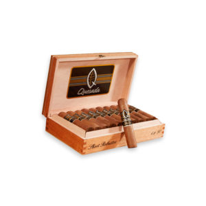 Alternative view of Quesada Espana Short Robusto (20)