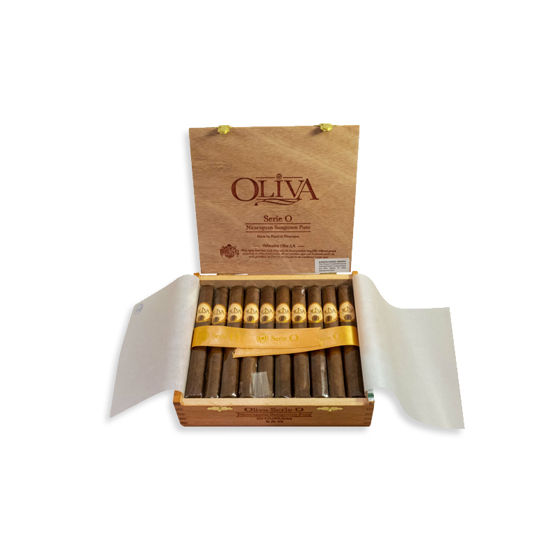 Alternative view of Oliva Serie O Corona (20)