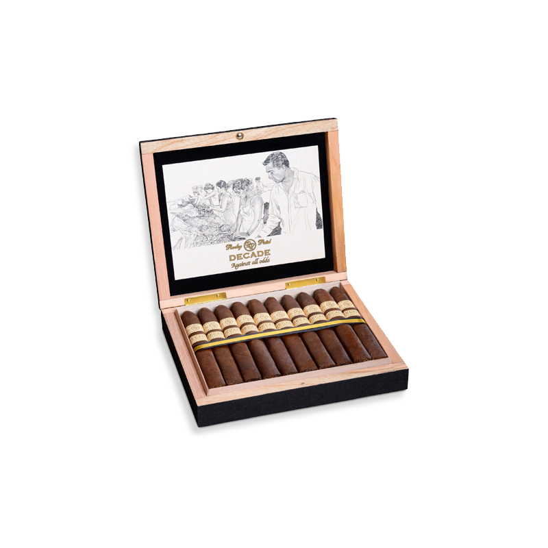 Alternative view of Rocky Patel Decade International Torpedo (20)