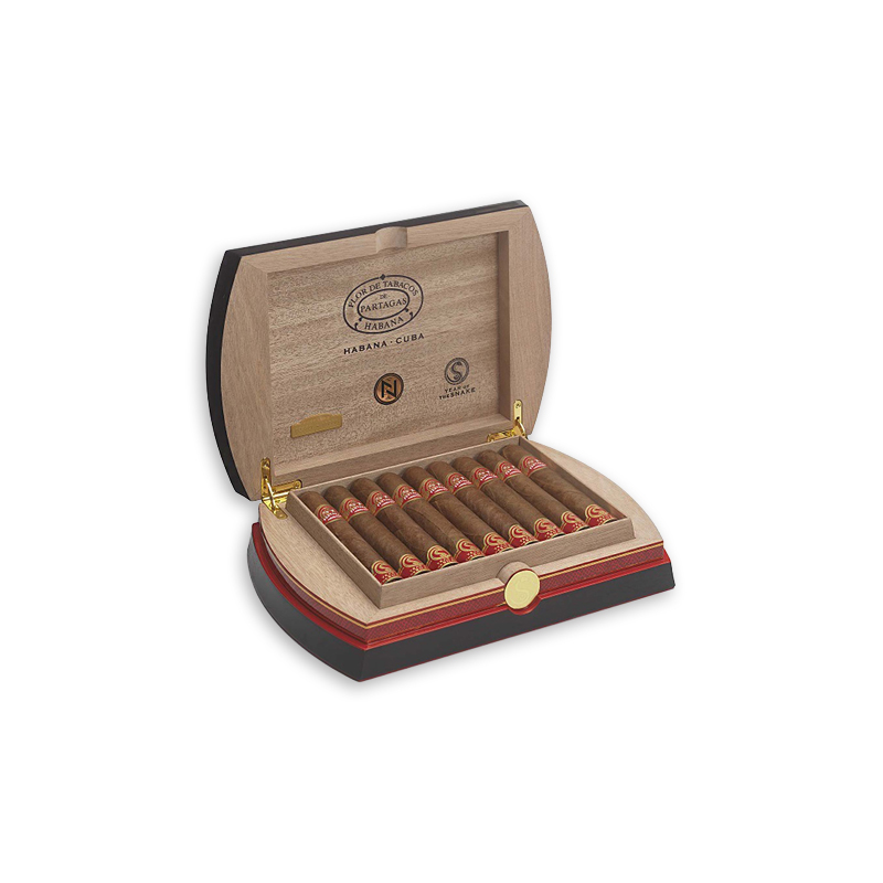 Alternative view of Partagas Cedros (18)